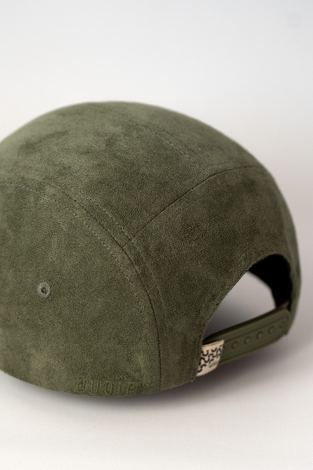 Founder Edition | Back | Olive